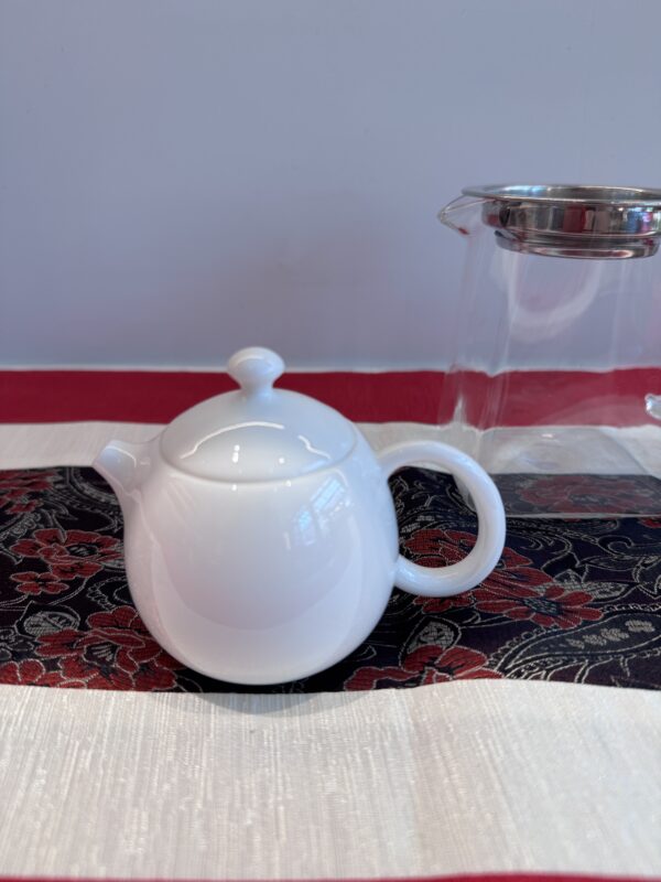白瓷 泡茶壺