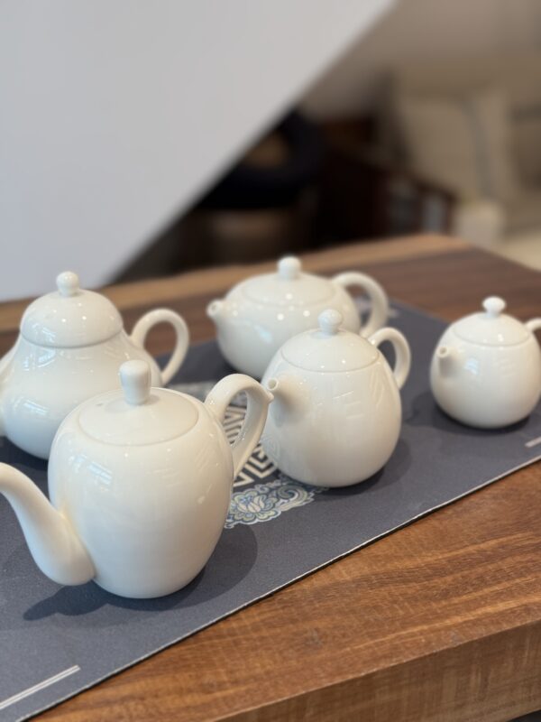 白瓷 泡茶壺
